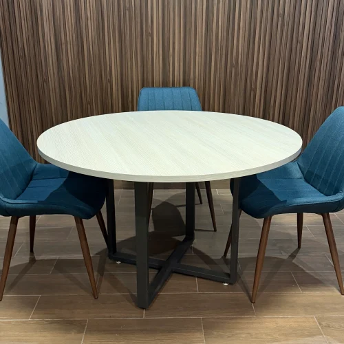 Mesa de Juntas Kalos